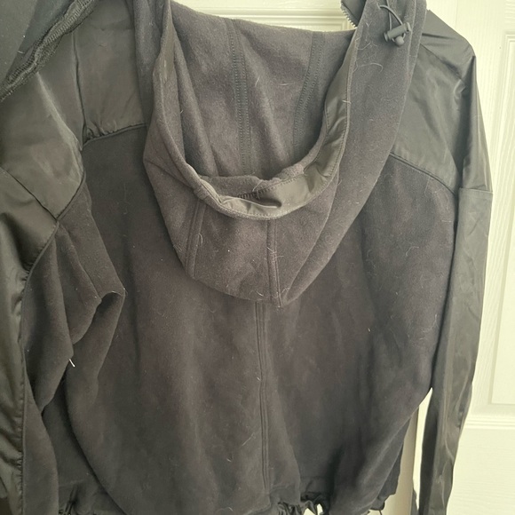 {{Athleta}} Zion Microfleece 1/2 Zip Hoodie Black - Picture 2 of 3